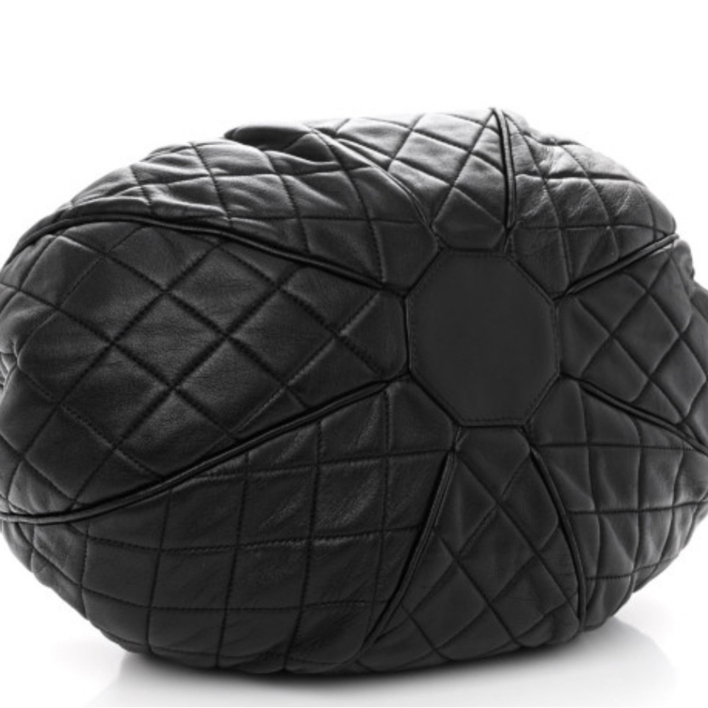 ChanelQuilted Drawstring Sac Cordon Bag - Picture 5 of 12